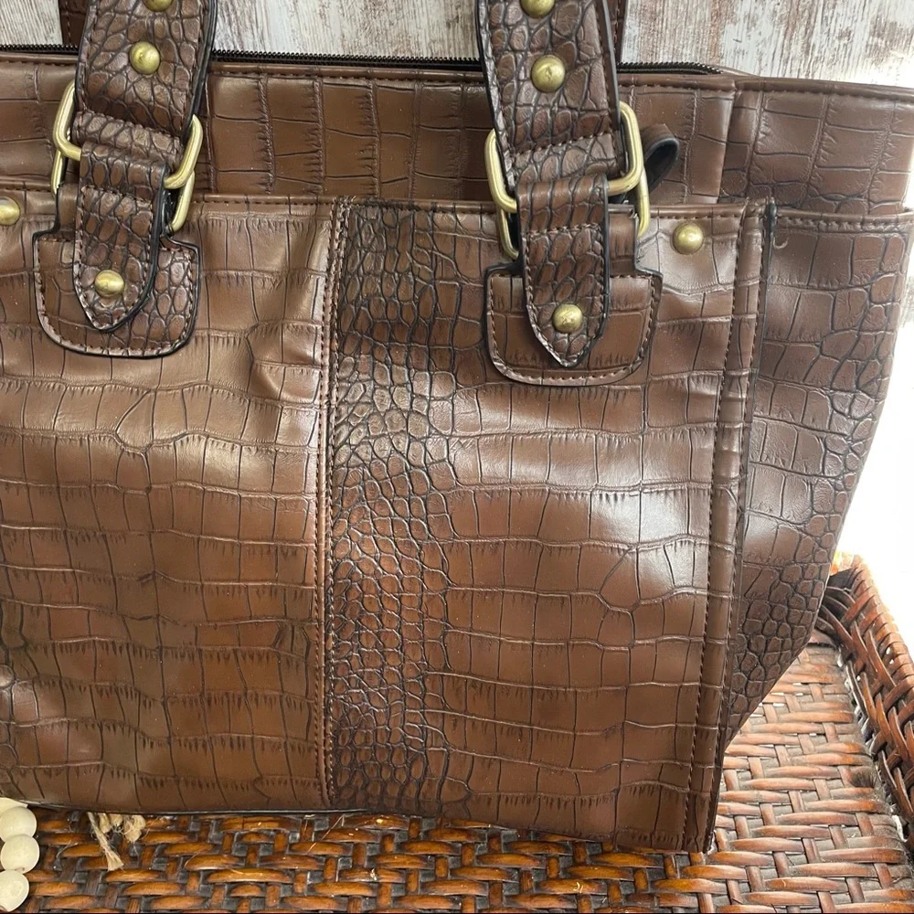 Bueno Shoulder bag - Picture 2 of 7